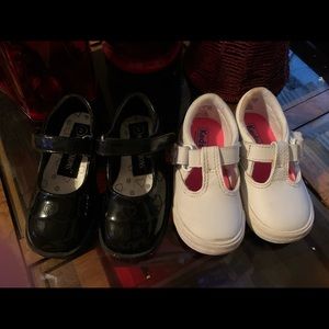 Toddler shoes size 5